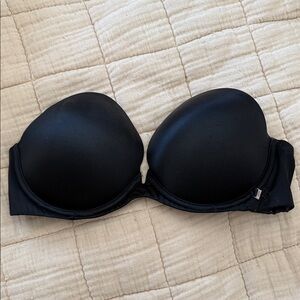 32DD Very sexy Victoria’s Secret strapless
